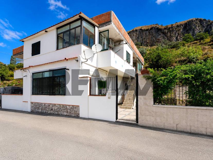 Casa indipendente, Castelmola — foto 5 di 5