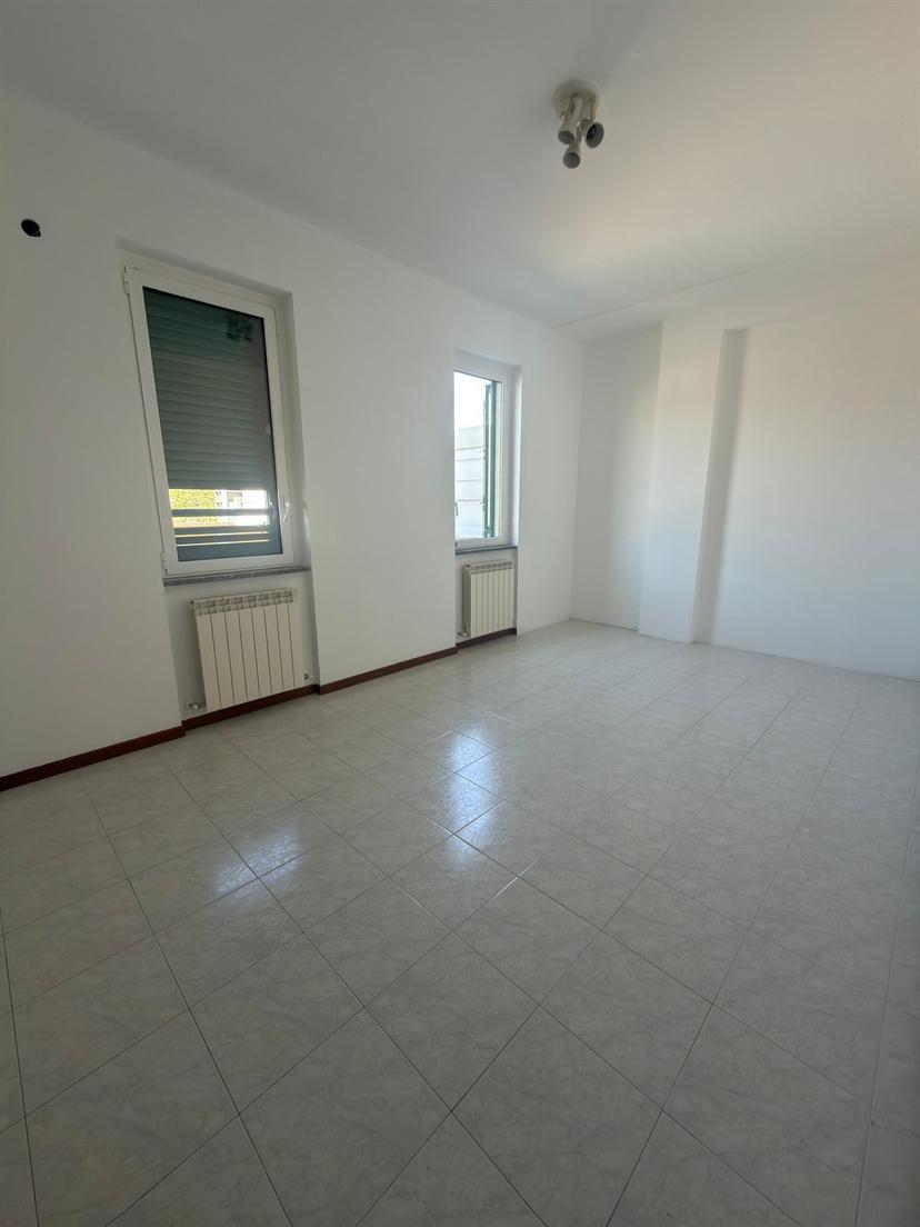 Villa bifamiliare, Bovisio-Masciago — foto 4 di 5
