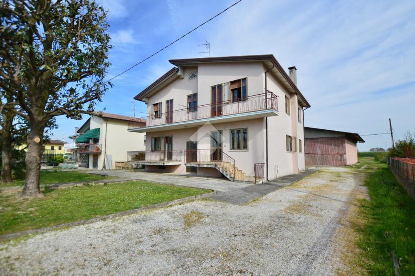 Villa in Via Giannino Ancillotto, Eraclea — foto 4 di 5