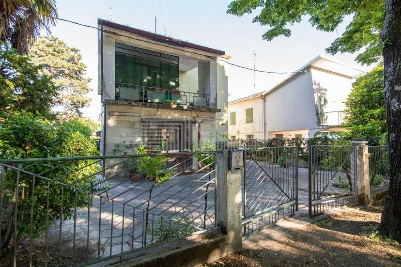Casa indipendente in Viale Fratelli Cairoli 10, Castel Bolognese — foto 4 di 5