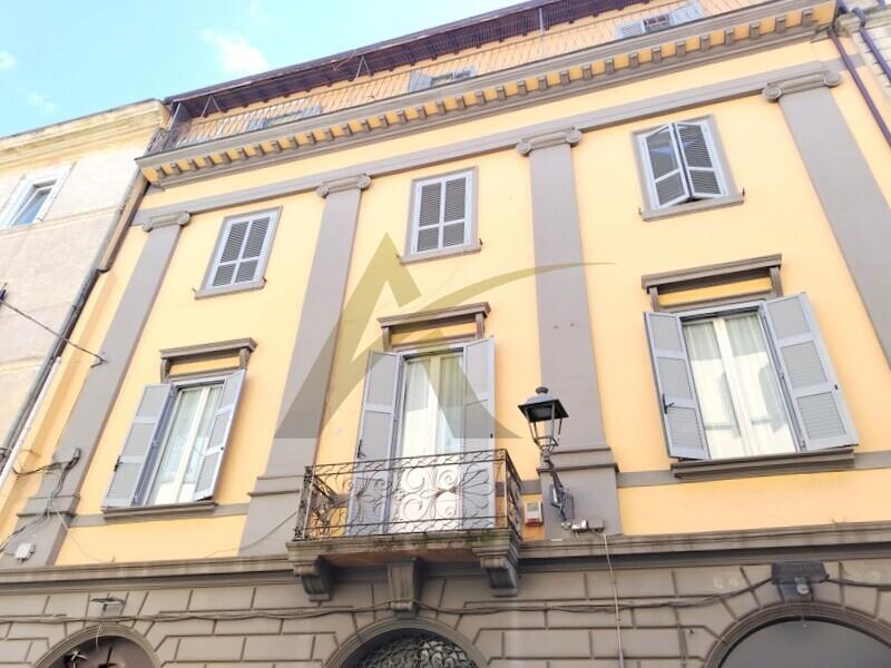 Trilocale, Velletri