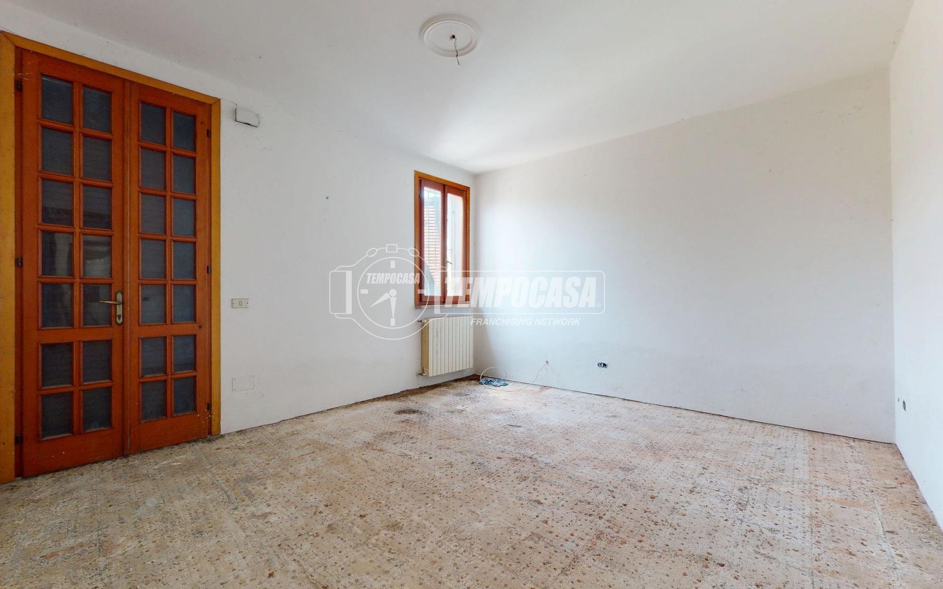Casa indipendente in Via Fausto Gabrielli 5, Quingentole