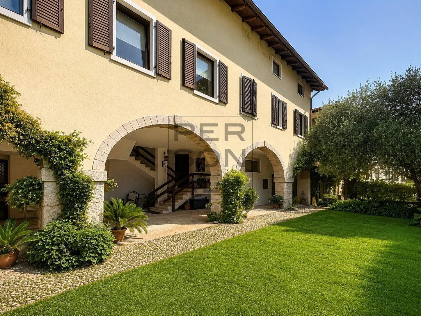 Villa, Riva del Garda