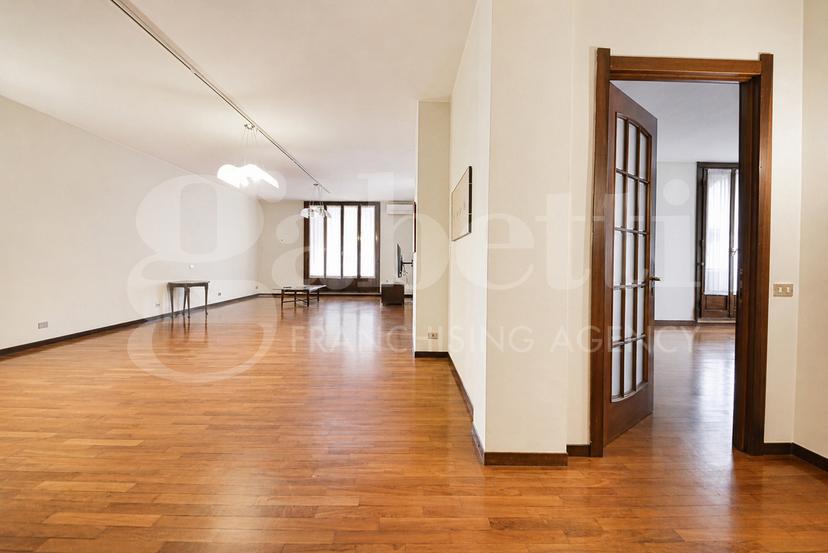 Appartamento in Largo Esterle  3, Monza — foto 5 di 5