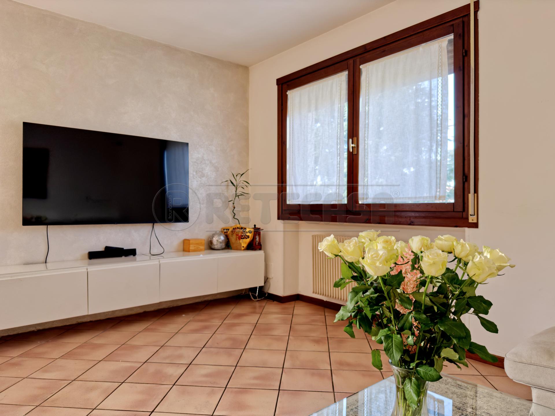 Appartamento in Via dei Trozi 19, Montecchio Maggiore