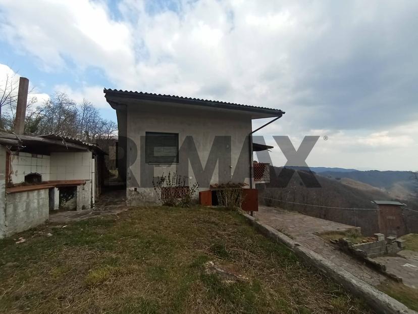 Casa indipendente, Villa Basilica — foto 3 di 5