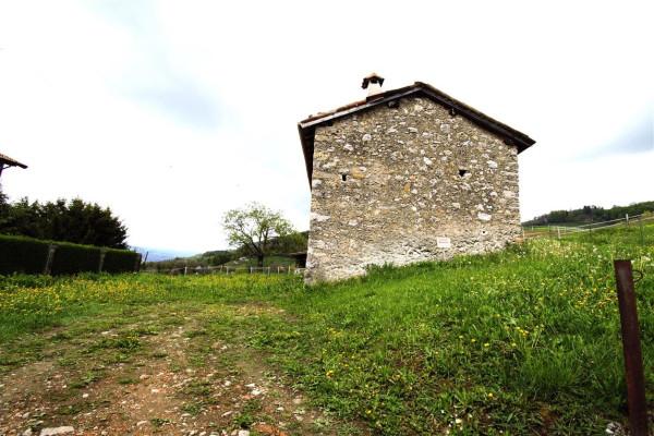 Cascina in Località Colle, Dossena — foto 3 di 5