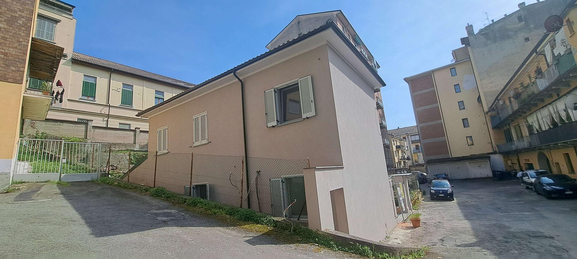 Villa unifamiliare in Via Ernesto Guala, Tortona