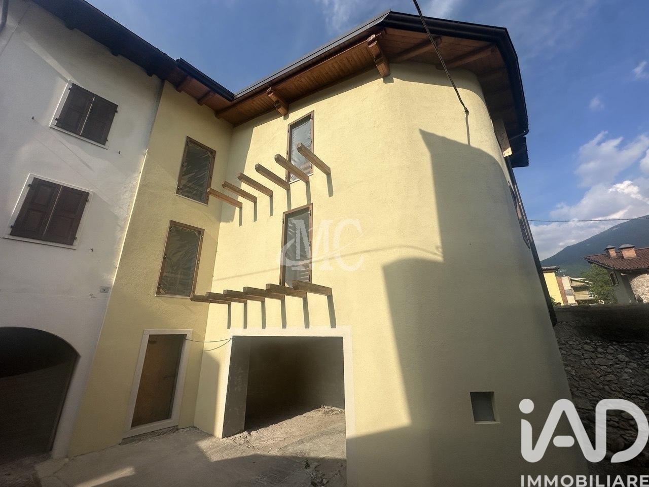 Villa in Via Castelbarco 8, Avio