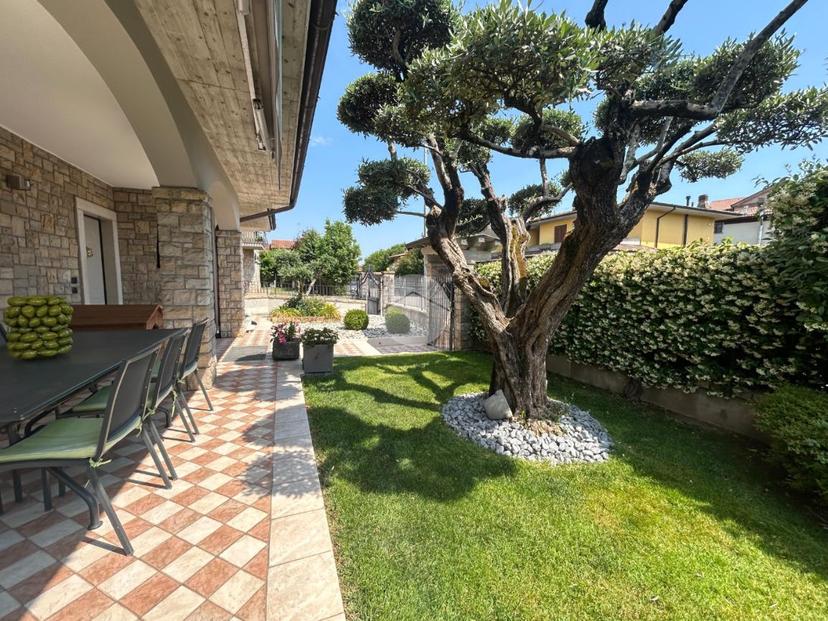 Villa in Via Bonomelli 4, Rovato — foto 2 di 5