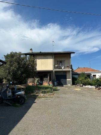 Villa bifamiliare in Via Ivrea 29, Cavaglià