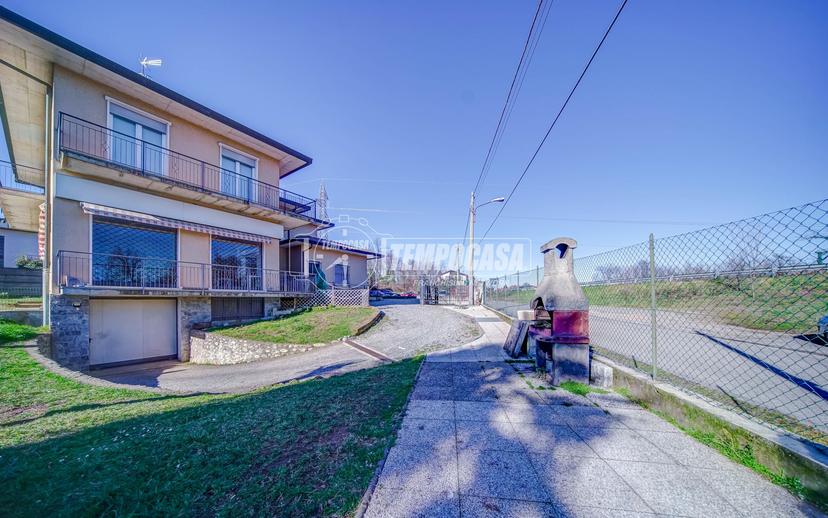 Villa, Caronno Varesino — foto 2 di 5
