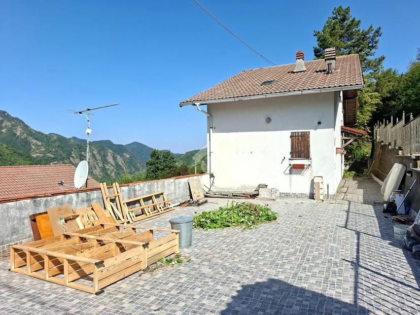 Casa indipendente in Frazione Noceto 34, Vobbia — foto 3 di 5