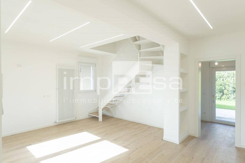 Casa indipendente in Via Piave, Fiume Veneto — foto 2 di 5