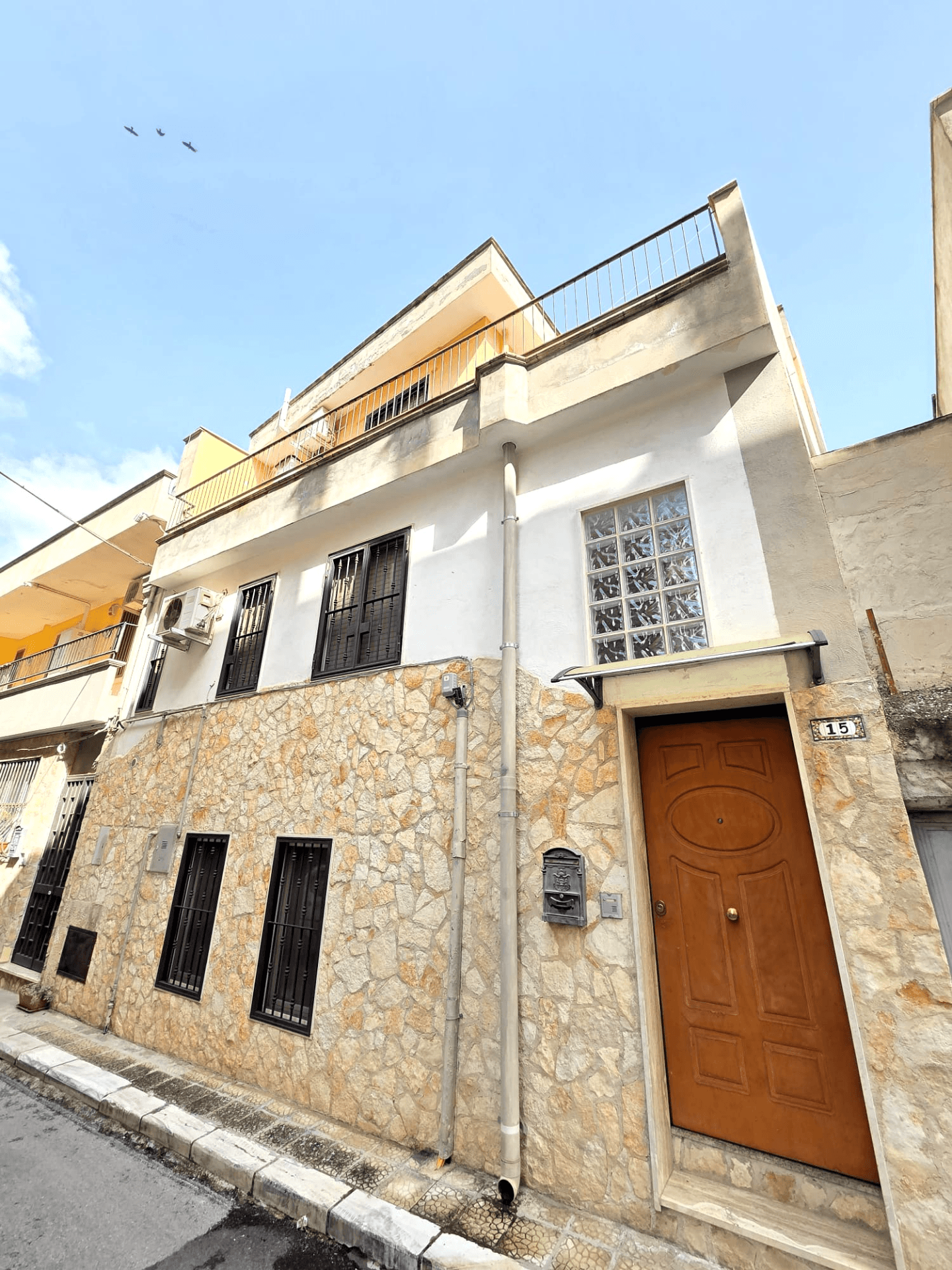 Casa indipendente in Via Giosuè Carducci 15, Triggiano