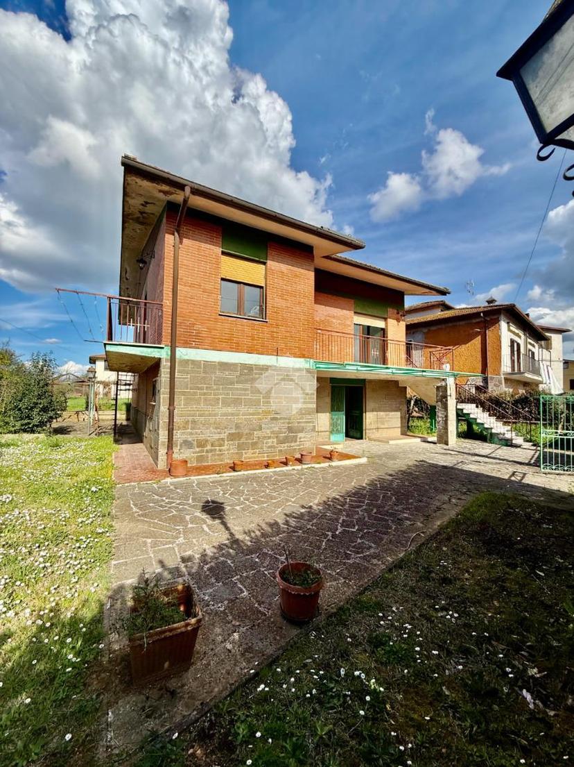 Casa indipendente in Via S. Giuseppe 16, Bassano in Teverina — foto 2 di 5