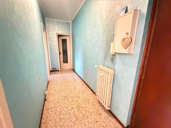 Trilocale in Via Rivodora 2, San Mauro Torinese — foto 3 di 5
