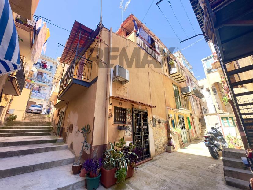 Casa indipendente in Chiasso Piediscalzi 1, Monreale — foto 2 di 5
