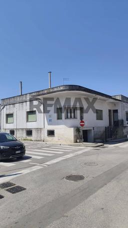Casa indipendente in Via Roma Angolo Via Risorgimento 21, Erchie