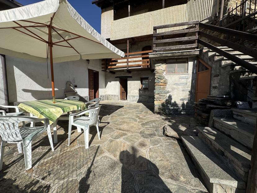 Villa a schiera in Borgata Vacot, Brossasco — foto 2 di 5
