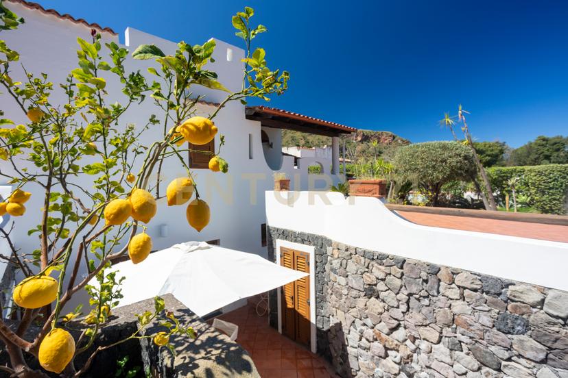 Villa in Viale Ruggero Nodari, Lipari — foto 3 di 5