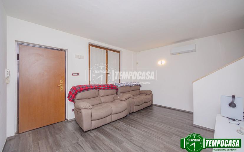 Villa in Via G. Leopardi, Cura Carpignano — foto 5 di 5