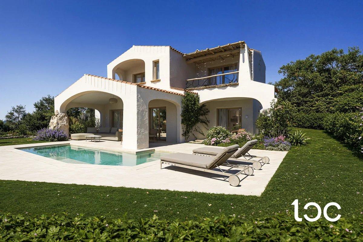 Villa, Loiri Porto San Paolo