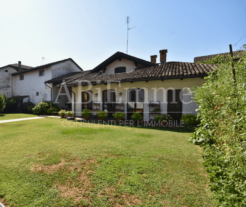Villa plurifamiliare in Via Turcotto 8, Cavallermaggiore — foto 2 di 5