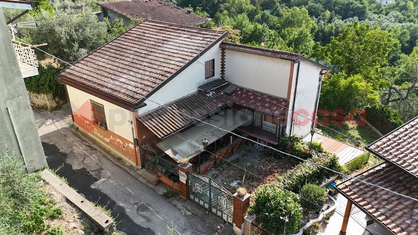Casa indipendente in Via del Balzo Snc, Roccabascerana — foto 4 di 5