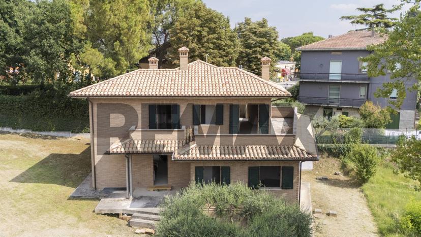 Casa indipendente in Via Mario Carofoli Snc, Corinaldo — foto 3 di 5