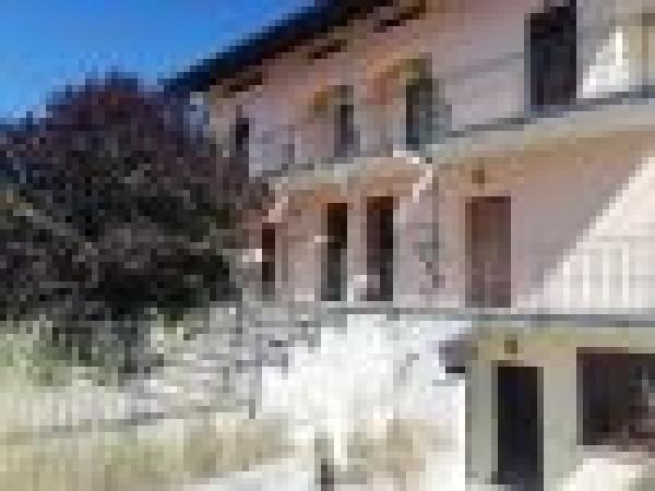 Quadrilocale in Via Camporosciolo, L'Aquila