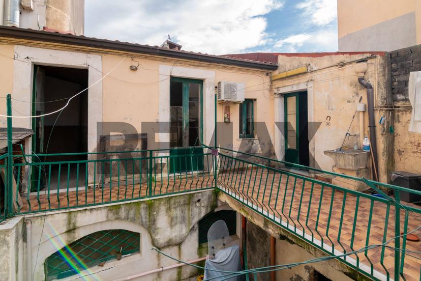 Casa indipendente in Via Peloro 5, Acireale — foto 2 di 5