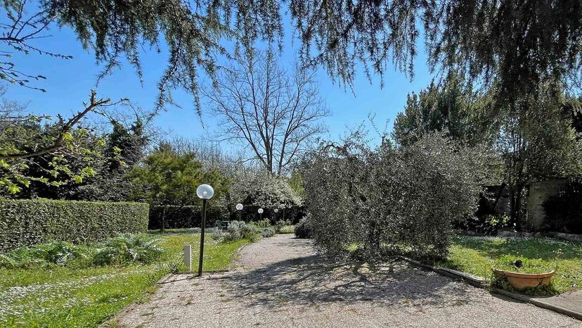 Villa bifamiliare, Crespina Lorenzana — foto 2 di 5