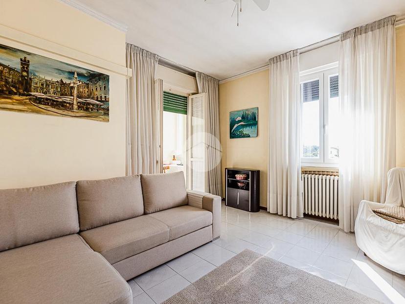 Quadrilocale in Via Grezzano 41, Villafranca di Verona — foto 4 di 5