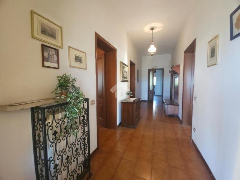 Villa, Rodigo — foto 3 di 5