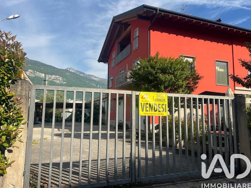 Villa in Viale del Lavoro 7, Rovereto — foto 5 di 5