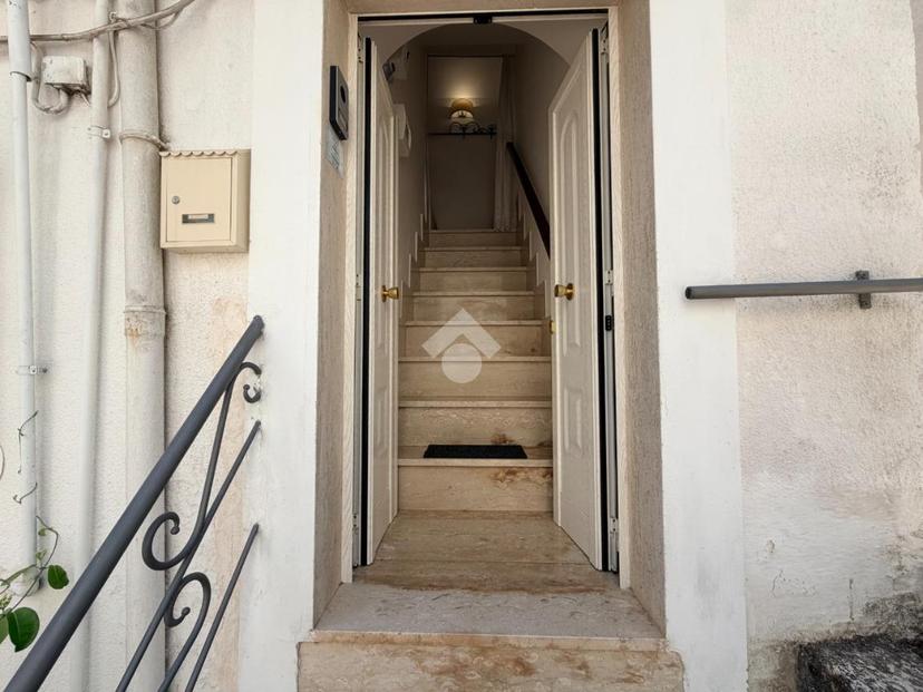 Casa indipendente in Vico I Cappuccini 16, Ceglie Messapica — foto 2 di 5
