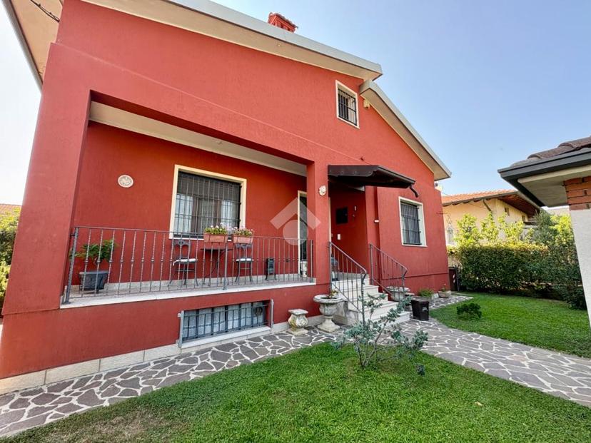 Villa in Viale Europa 116, Cazzago San Martino — foto 4 di 5