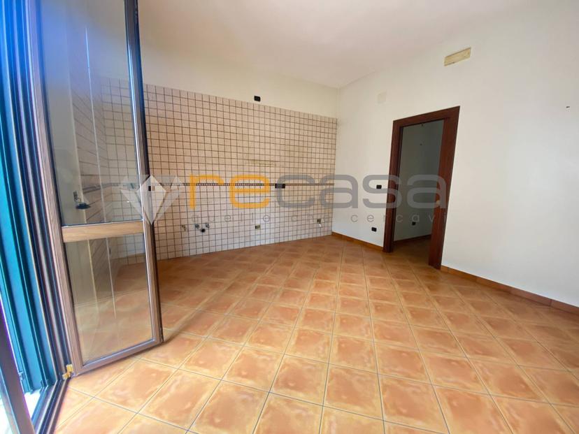 Trilocale in Via Menotti 20, Bellizzi — foto 3 di 5