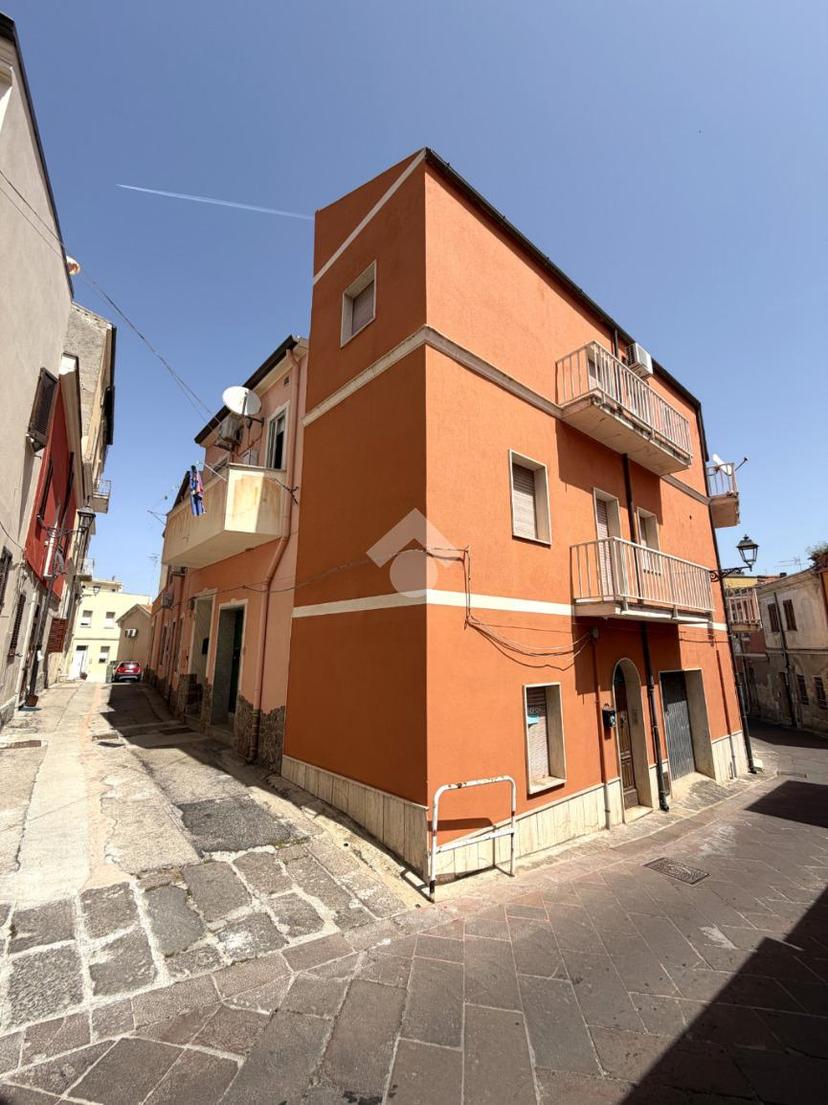 Casa indipendente in Via Amsicora 14, Ossi — foto 2 di 5