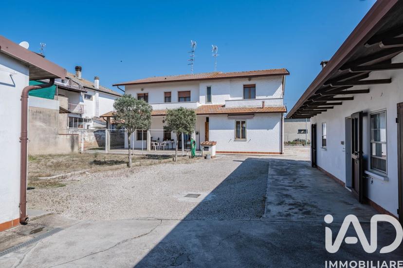 Villa in Via Pontelangorino Centro 52, Codigoro — foto 4 di 5