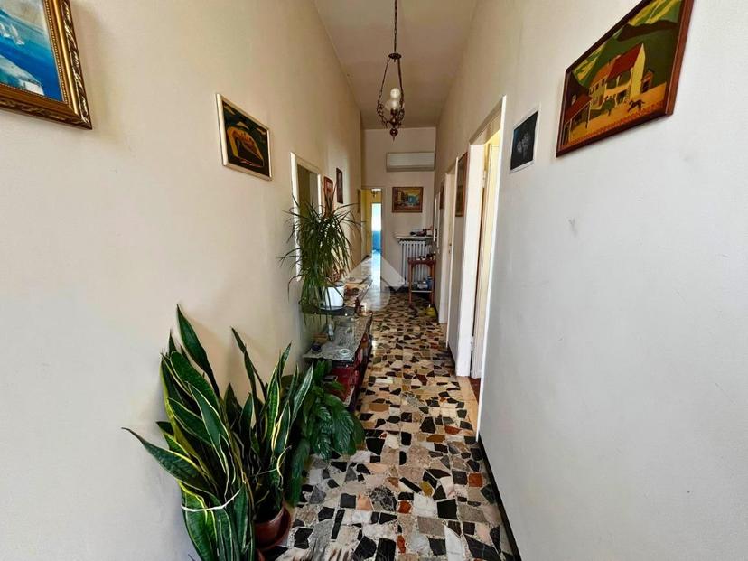 Villa in Via Gioberti, Pesaro — foto 5 di 5