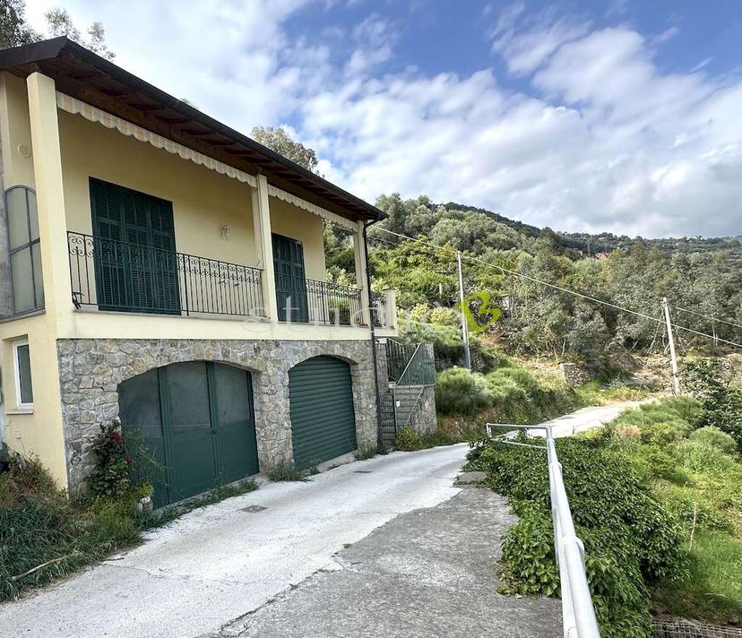 Villa unifamiliare in Viale Europa  Snc, Vallebona — foto 4 di 5