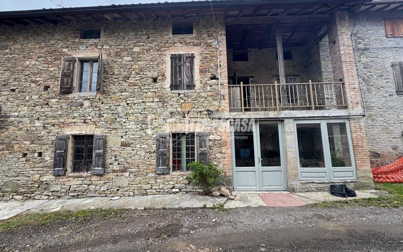 Trilocale in Via Coscogno 13, Pavullo nel Frignano — foto 5 di 5