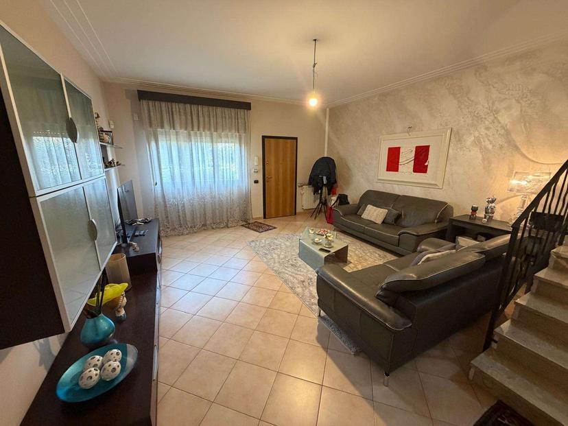 Villa a schiera in Via Mario Fani , Mazara del Vallo — foto 4 di 5
