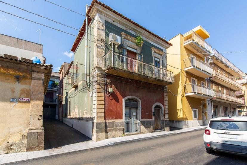Casa indipendente in Via Camillo Benso Conte di Cavour 95, Carlentini — foto 3 di 5