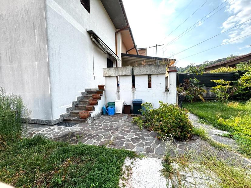 Villa in Via Dante Alighieri 8, Capriolo — foto 5 di 5