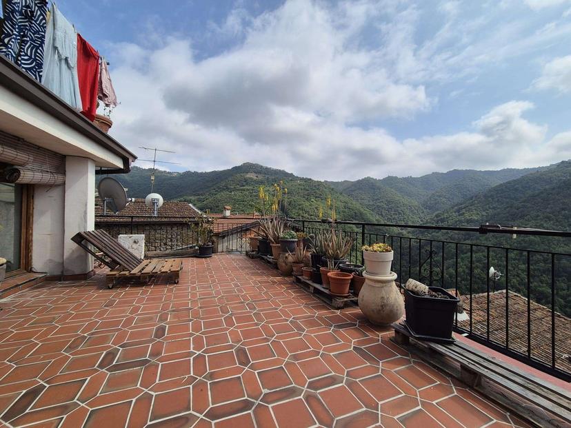 Appartamento in Via Castello 17, Apricale — foto 2 di 5