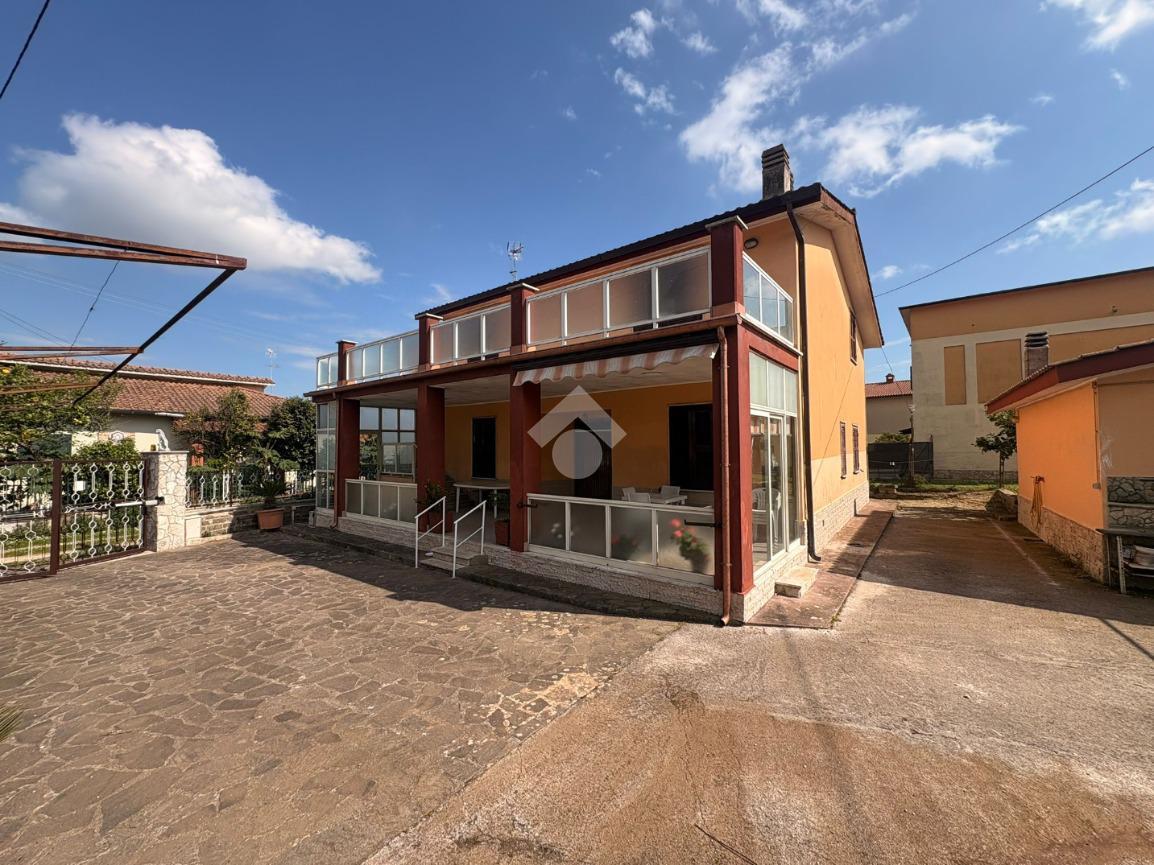 Casa indipendente in Via Giuseppe Garibaldi 289, Lariano