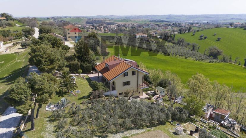 Casa indipendente in Via San Moro 7, Trecastelli — foto 4 di 5